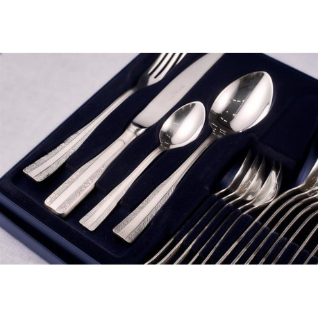 Zestaw posrebrzanych sztućców obiadowych, oksydowany - 24 szt.